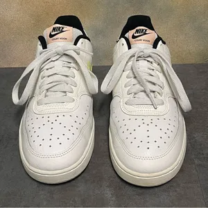 Nike Court Vision White/Green Women's Leather Tennis Shoes Size 9 thumbnail 6