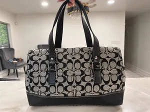 Vintage COACH Hamptons Signature Logo Satchel Bag F13070 Black/Gray Turn Lock thumbnail 4