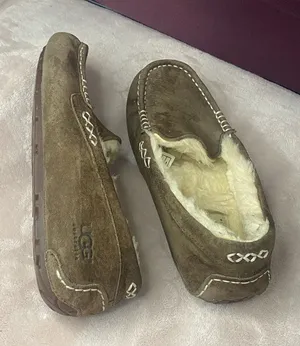 Ugg Australia Ansley Moccasin slippers women size 6 thumbnail 1
