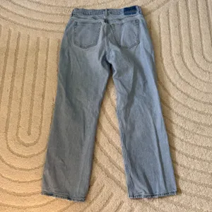 Abercrombie & Fitch The Baggy Low Rise Curve Love Jeans Size 27 thumbnail 3
