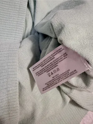 5/$30 🎈 Gap medium mint green v neck sweater thumbnail 6