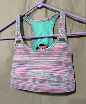 Lululemon sports bra thumbnail 1