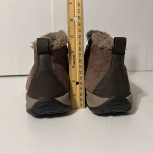 Winter brown suede winter boots women size 7.5 W thumbnail 5