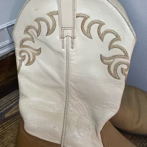 Ariat Tan And Cream Cowboy Boots Size 7.5‎ B thumbnail 5