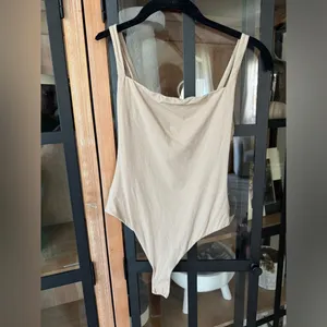 SKIMS fits everybody bodysuit shapewear square neck nude clay ocre beige thong thumbnail 6