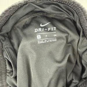 Nike Dri-FIT Running Shorts Black Zip‎ Pocket Drawstring Womens Small thumbnail 4