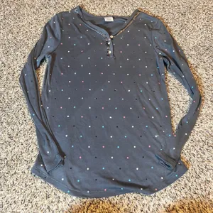 Croft Barrows Intimates Womens Gray Star Print Long Sleeve Henley‎ Shirt Size S thumbnail 1
