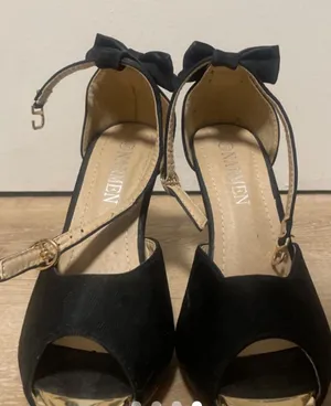 Bow Ankle Peep toe Heels Gold Size 5.5 thumbnail 1
