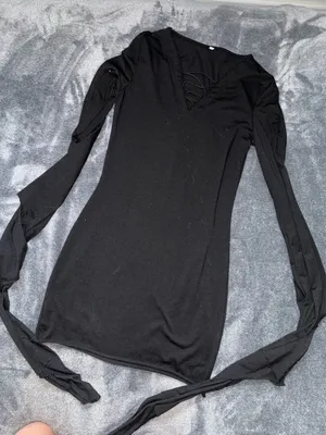 Black dress thumbnail 1