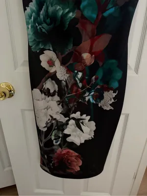 Black Floral Bodycon Dress Size 6 thumbnail 3