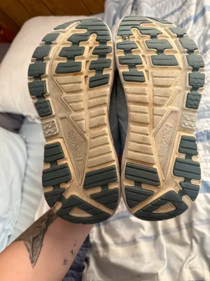 Hoka Gaviota 4 Running Shoes size 9.5 thumbnail 3