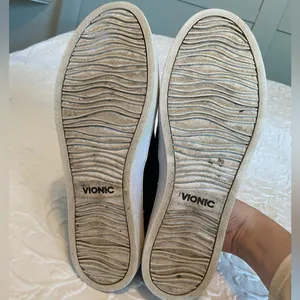 VIONIC Comfort Sneaker Womens Black Suede Sz 9.5 KANI Fashion Shoes thumbnail 4
