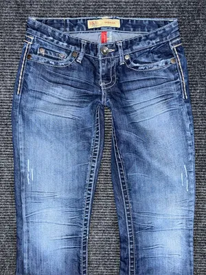 Buckle BKE Sabrina Low Rise Flare Jeans Size 26 x 31 Distressed Flap Pocket Y2K thumbnail 3