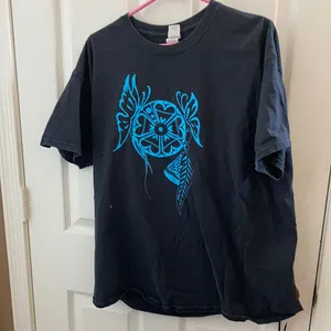 FINAL MARKDOWN Gildan graphic tee xl thumbnail 1
