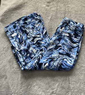 Lilly Pulitzer Avery Crop Pants thumbnail 2