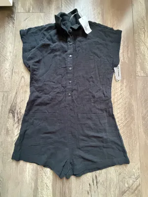 Black Romper Forever 21 thumbnail 1