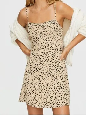 Aritzia Sunday Best Leopard Flirt Mini Dress Size 6 thumbnail 1