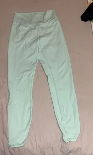 Alo yoga high waisted airlift 7/8 leggings spearmint xs thumbnail 1