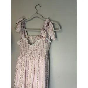 Baevely Tie-Shoulder Light Pink Floral Maxi Dress with Smocked Bodice Sz S NWT thumbnail 16