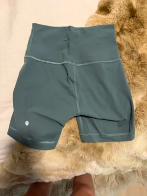 Lululemon Wunder Train High-Rise Short thumbnail 3