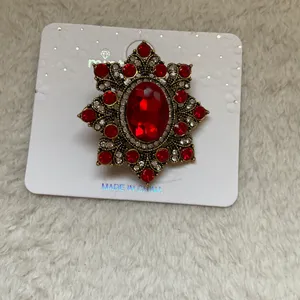 Red Glass & Rhinestone Brooch thumbnail 2