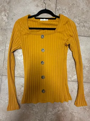 Full circle long sleeve shirt thumbnail 1