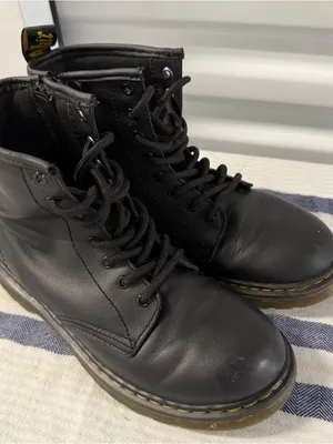 Dr. Martens Women’s 5 Black Leather 1460 Lace Up Combat Boots AirWair thumbnail 1
