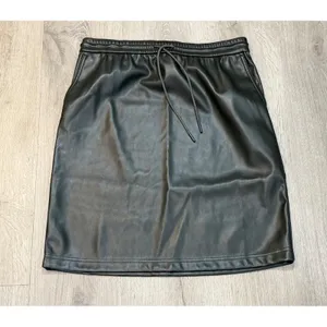 J.Jill XS Black Faux Leather Drawstring Pull-On Skirt Pockets Quiet Luxury Edgy thumbnail 2