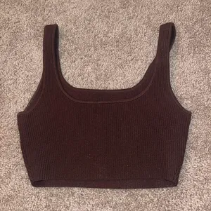 Aritzia Top thumbnail 2