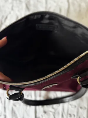 Victoria's Secret Burgundy Satchel with Black Handles thumbnail 6