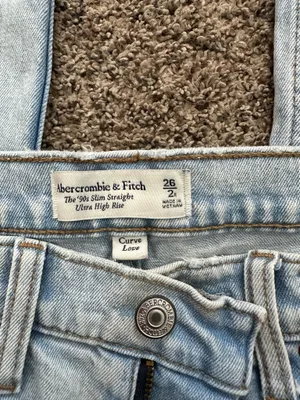Slim Straight 90’s High Rise Jeans Light Wash thumbnail 2