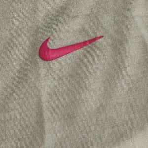 Womens medium Nike Dri Fit Tanktop thumbnail 4