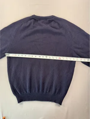 Vintage Burberrys | Small | Lambswool Navy V-Neck Sweater thumbnail 7