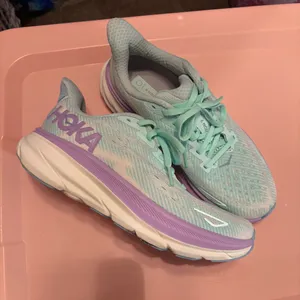 Hoka Clifton 9 thumbnail 1