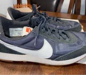 womans size 9.5 nike black daybreak tennis shoes thumbnail 1