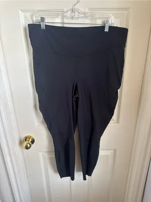 Lululemon Base Pace High-Rise Tight 25" Black Athletic Leggings thumbnail 3