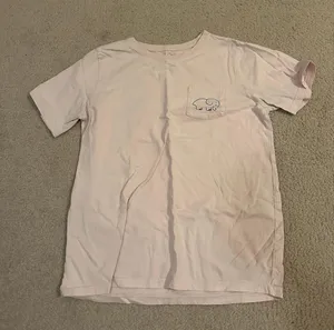 T-shirt thumbnail 1