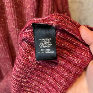 Torrid‎ Cold Shoulder Metallic Pullover Sweater Size 2X Red Metallic Knit New thumbnail 4