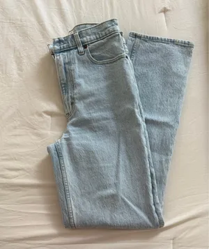 Abercrombie High-Rise 90s Relaxed Jeans thumbnail 5