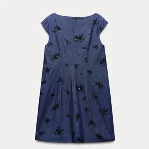 Zara Woman’s Navy Dress Sequin Detail size Medium thumbnail 13
