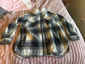 Black and Cream Plaid Button thumbnail 1