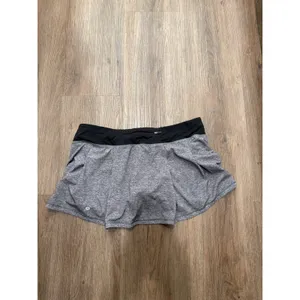 Lululemon Pace Rival Skirt Heathered Gray Black Active Skort Size 14 W8AS1S thumbnail 3