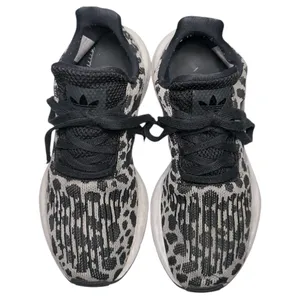 Adidas Women’s Size 7 Leopard Animal Print Swift Running Shoes Sneakers thumbnail 3