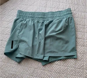Reebok Shorts Women’s thumbnail 1
