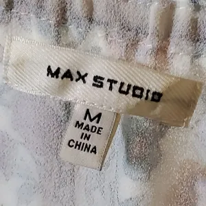 Max Studio - Medium - Floral Sleeveless Top - Multicolor With Tie Front thumbnail 5