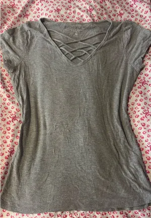 Hollister Top Must Have Collection thumbnail 1
