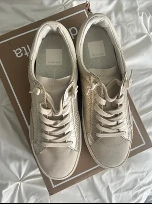 Dolce Vita Sneakers thumbnail 3