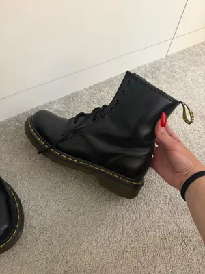 Dr. Martens Boots Black Leather Lace-Up thumbnail 3