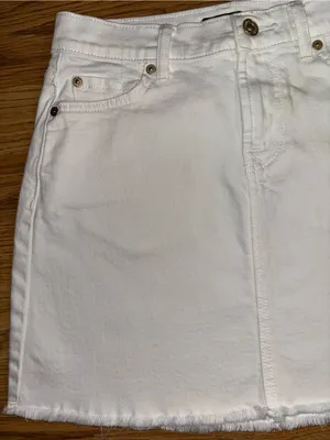 7 For All Mankind White Denim Skirt Women’s Waist Size 25 Cutoff Raw Hem Pockets thumbnail 2