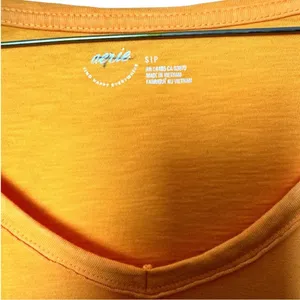 Aerie Oversized Short Sleeve Casual Style Bright Orange V-Neck T-Shirt Sz S thumbnail 4